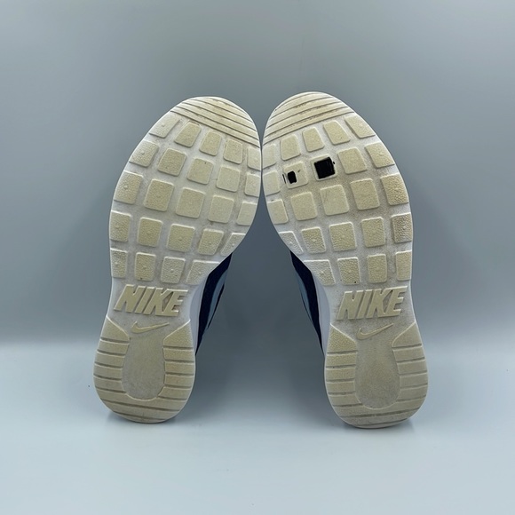 Nike Tanjun Running Shoes Women’s Sz 6.5 - Picture 9 of 10